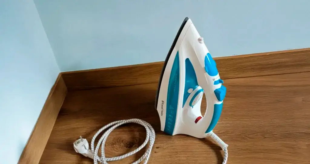 Análisis Russell Hobbs SteamGlide Professional 20562-56 1 Russell Hobbs SteamGlide Professional 20562 56